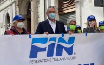 covid-protesta-barelli-piscine-620x330